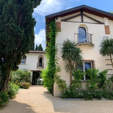 Borgo Il Mezzanino Farm stay *